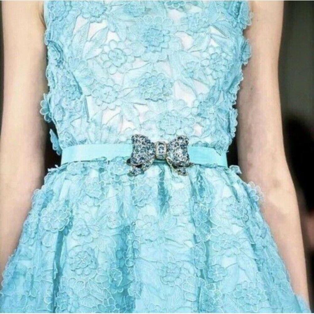 NWT! Oscar de la Renta Belt Buckle‎ Jeweled Bow Blue